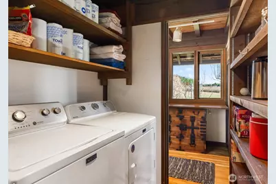 1083 S Fort Casey Rd, Coupeville, WA 98239 - Photo 17