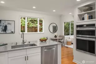 2706 E Helen St, Seattle, WA 98112 - Photo 13