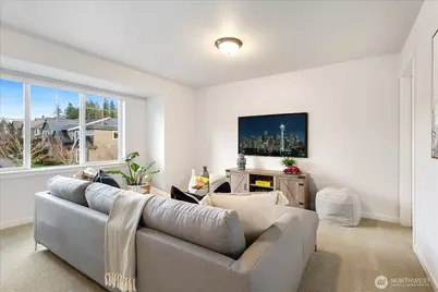 22912 SE 43rd Drive, Bothell, WA 98021 - Photo 17