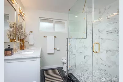 4201 NE 115th Street, Seattle, WA 98125 - Photo 17