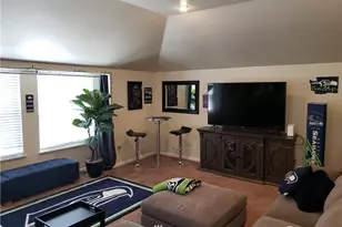 2114 SE 8th Dr, Renton, WA 98155 - Photo 5