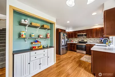 7503 Village Dr, Sumner, WA 98390 - Photo 11