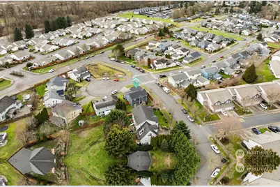 7503 Village Dr, Sumner, WA 98390 - Photo 25