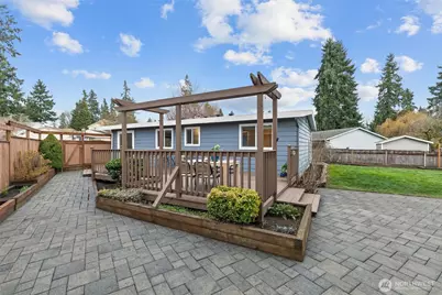 624 217th Street SW, Bothell, WA 98021 - Photo 35