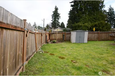 15326 Ashworth Place N, Shoreline, WA 98133 - Photo 31