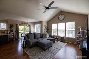 1895 SE Maple Dr, Chehalis, WA 98532 - Photo 9