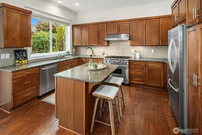 1520 37th Avenue, Seattle, WA 98122 - Photo 11