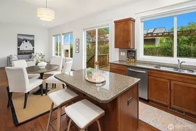 1520 37th Avenue, Seattle, WA 98122 - Photo 13