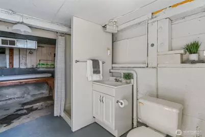 1323 East Bay Drive NE, Olympia, WA 98506 - Photo 31