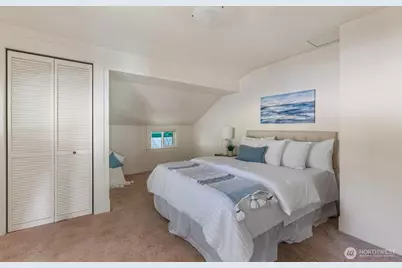 1323 East Bay Drive NE, Olympia, WA 98506 - Photo 27