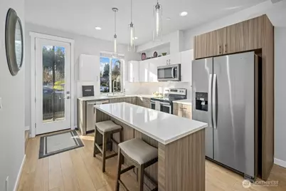 7628 222nd Street SW #A4, Edmonds, WA 98026 - Photo 3