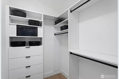 8001 25th Avenue NW, Seattle, WA 98117 - Photo 35