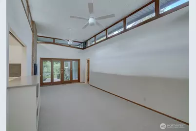 8241 45th Avenue NE, Seattle, WA 98115 - Photo 9