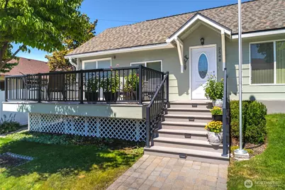 2548 Entiat Way, Entiat, WA 98822 - Photo 3