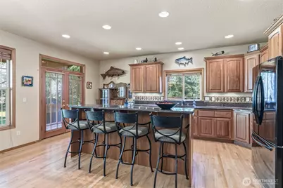 767 Bates Road, Kalama, WA 98625 - Photo 9