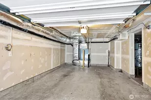 2046 14th Ave W, Seattle, WA 98119 - Photo 29