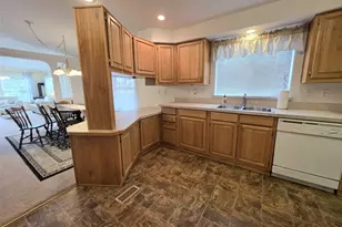 339 Carefree Cir, Aberdeen, WA 98520 - Photo 11