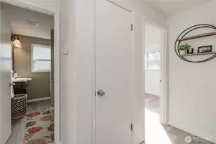 306 122nd St S, Tacoma, WA 98444 - Photo 31