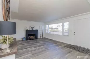 306 122nd St S, Tacoma, WA 98444 - Photo 11