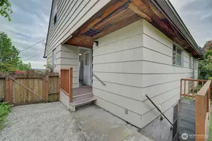 4045 29th Ave W, Seattle, WA 98199 - Photo 5
