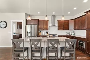 10916 Bay Meadows Ln, Burlington, WA 98233 - Photo 5