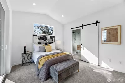 11738 -B 23rd Avenue NE, Seattle, WA 98125 - Photo 17