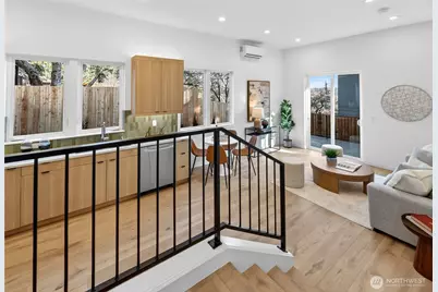 11738 -B 23rd Avenue NE, Seattle, WA 98125 - Photo 3