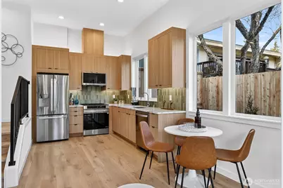 11738 -B 23rd Avenue NE, Seattle, WA 98125 - Photo 7