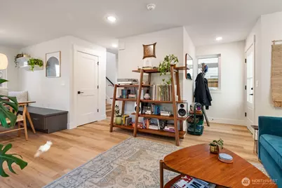 2110 N 43rd Street, Seattle, WA 98103 - Photo 5