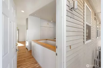 913 917 13th Avenue, Seattle, WA 98122 - Photo 17