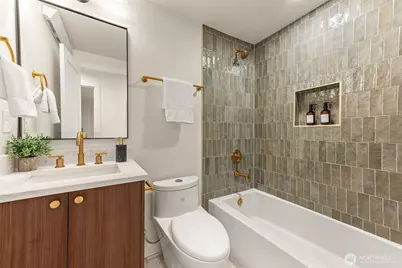 2404 127th Avenue SE, Bellevue, WA 98005 - Photo 17