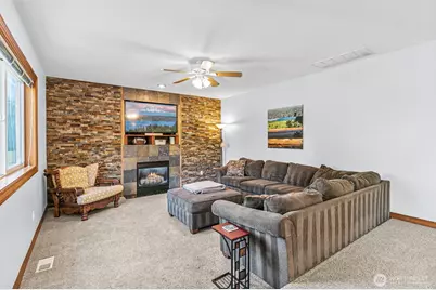 403 207th Avenue E, Lake Tapps, WA 98391 - Photo 13