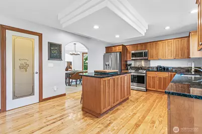 403 207th Avenue E, Lake Tapps, WA 98391 - Photo 9