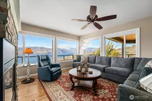 333 Highpoint Pl, Chelan, WA 98816 - Photo 9