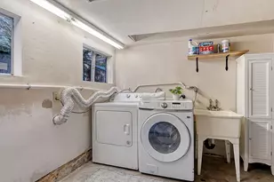 2337 NE 86th St, Seattle, WA 98115 - Photo 15