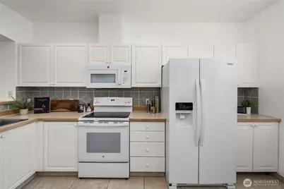 23220 61st Place S #17 3, Kent, WA 98032 - Photo 9