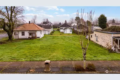 421 Davidson Avenue, Woodland, WA 98674 - Photo 11