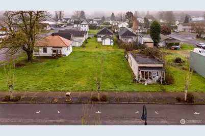 421 Davidson Avenue, Woodland, WA 98674 - Photo 5