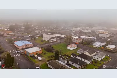 421 Davidson Avenue, Woodland, WA 98674 - Photo 13