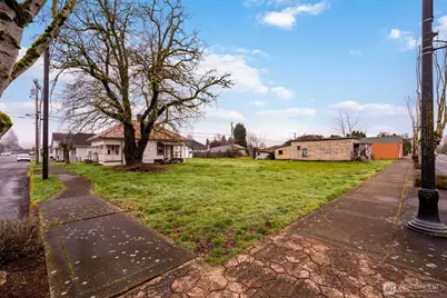 421 Davidson Avenue, Woodland, WA 98674 - Photo 7