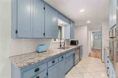 13237 3rd Avenue S, Burien, WA 98168 - Photo 13