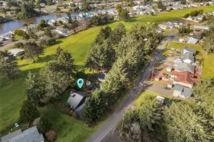 147 Octopus Ave NE, Ocean Shores, WA 98569 - Photo 31