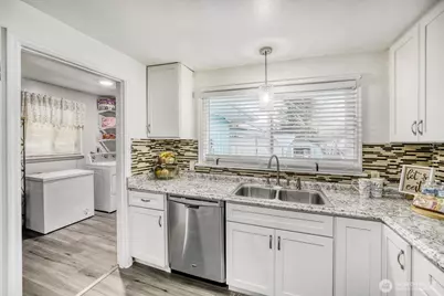 414 116th Place SW, Everett, WA 98204 - Photo 11