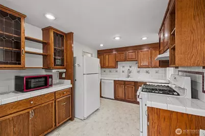 7147 29th Avenue SW, Seattle, WA 98126 - Photo 7