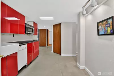 6522 38th Avenue NE, Seattle, WA 98115 - Photo 13