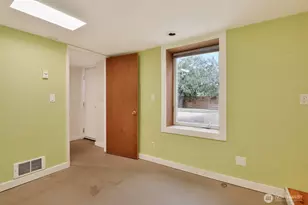 6522 38th Ave NE, Seattle, WA 98115 - Photo 9