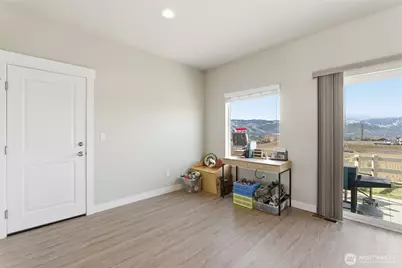 2247 S Mystical Loop, East Wenatchee, WA 98802 - Photo 7