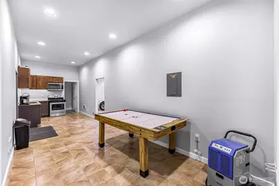 910 W Front Street, Sumas, WA 98295 - Photo 21