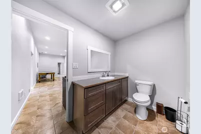 910 W Front Street, Sumas, WA 98295 - Photo 23