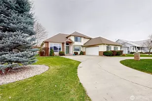 956 SE Garrison Dr, College Place, WA 99324 - Photo 1